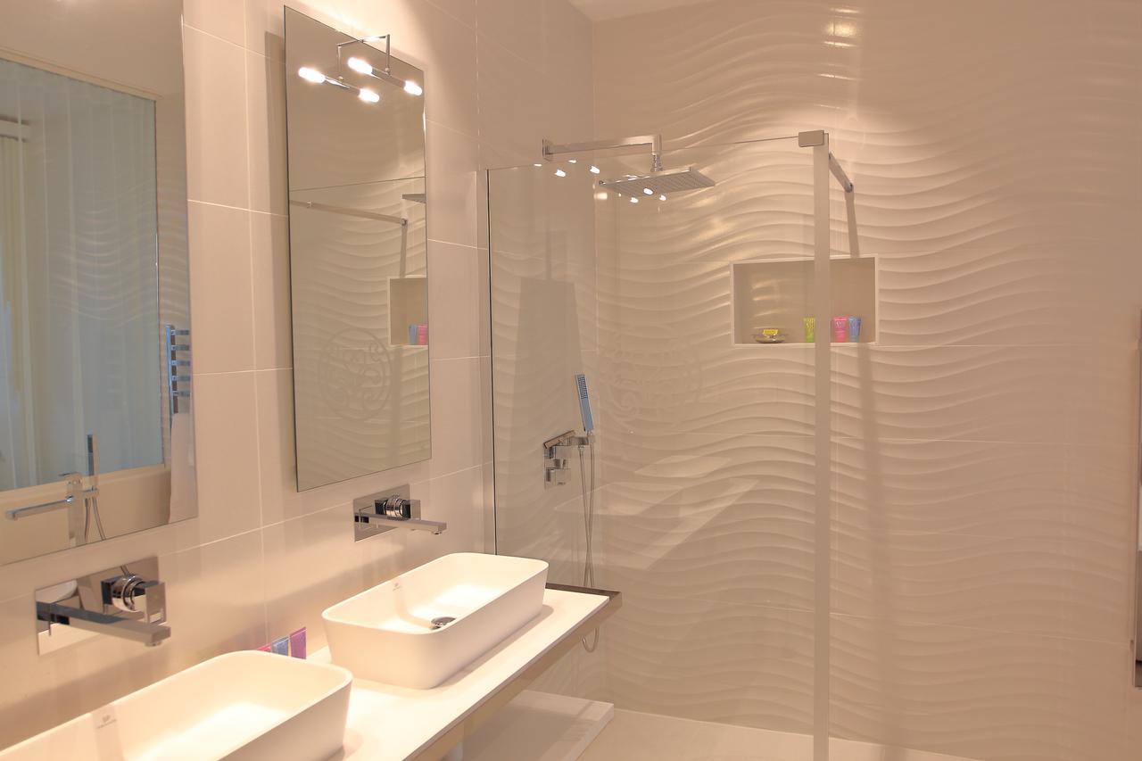 לה רושל La Villa Dolce Suites & Chambres D'Hotes מראה חיצוני תמונה